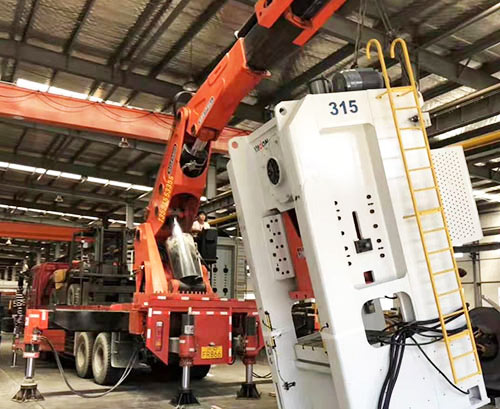 孝昌提升工作效率，选择优质折臂吊租赁服务