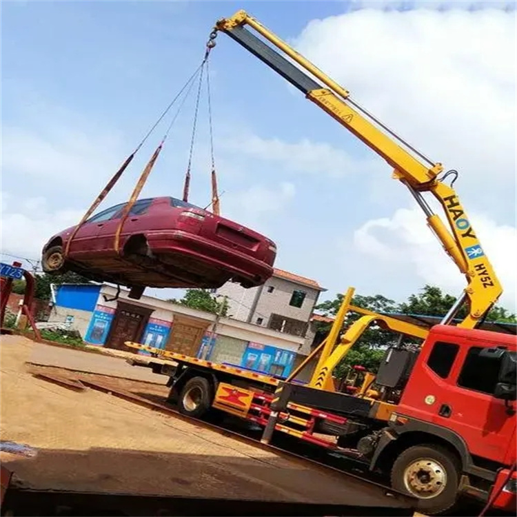 孝昌吊车救援小汽车怎么吊