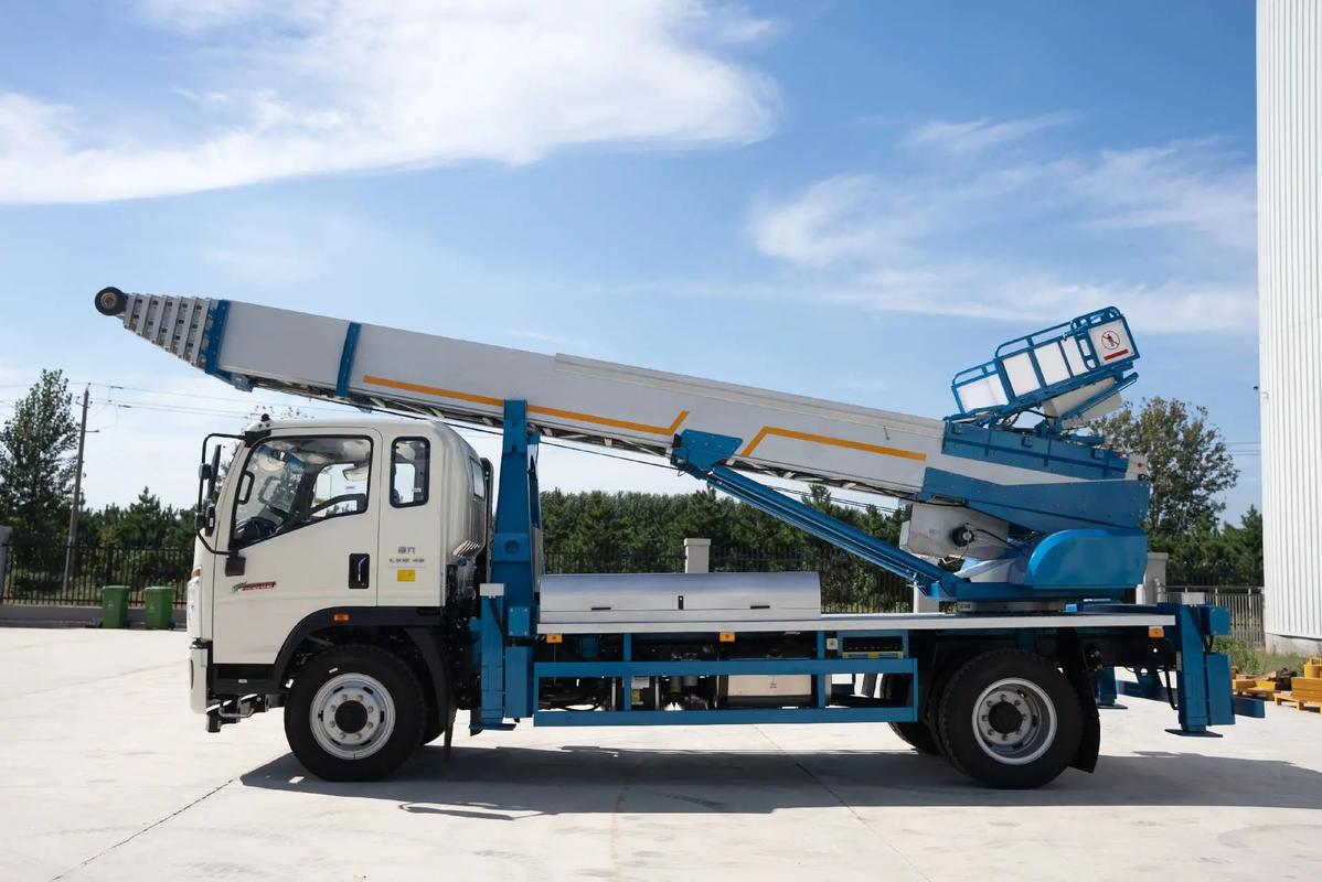 孝昌云梯上料车租赁费用