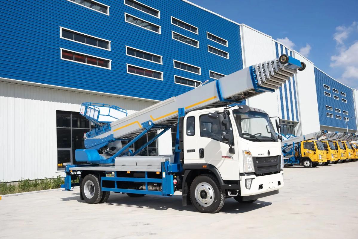 孝昌出租云梯车高空作业车 建筑垃圾搬运